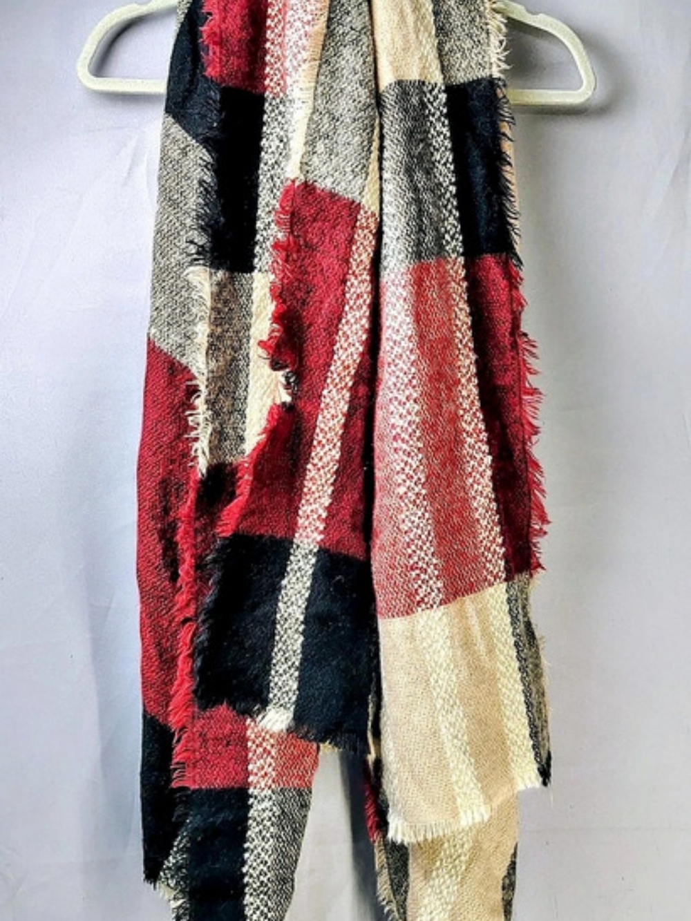 Eyeful Plaid Fringe Scarf in Red & Black & Cream